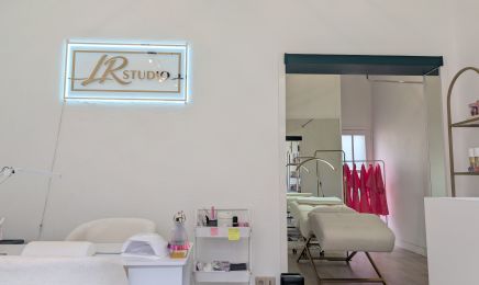 LR studio  : Manucure à Abbeville
