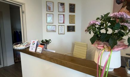 Lux beauty academy : Kosmetikstudio in Hamburg