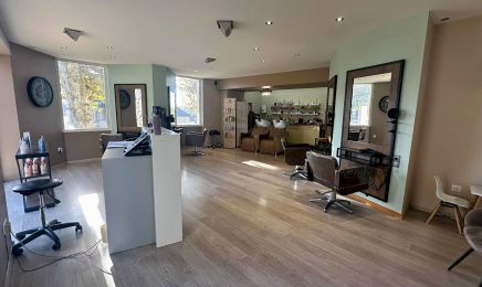 Les reflets du Sud : Coiffeur à Sainte-Bazeille