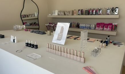 Maison Néry (Chez Jolly Ongles) : Manucure à Saint-Marcel-lès-Valence