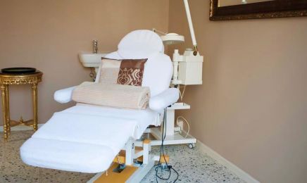 Belle Epoque Kosmetik: Friseur in Friedberg