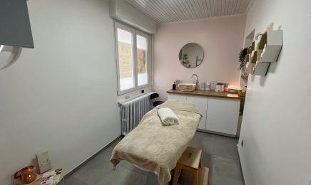 Douc’heure d’Oceane  : Manucure à Friesenheim