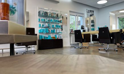 Avantgarde Hairfasion: Kosmetikstudio in Stuttgart