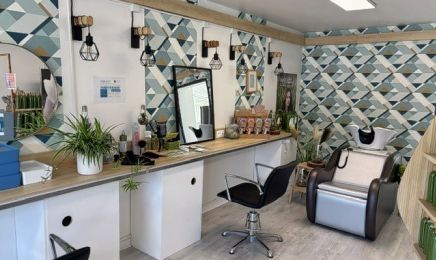 À Pas de Poux Coiffure & Expertise du cheveu et du cuir chevelu : Coiffeur à La Roche-sur-Yon