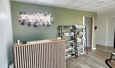 L'atelier beauté by Clara (Institut du temps pour soi) : Manucure à Locmaria-Grand-Champ