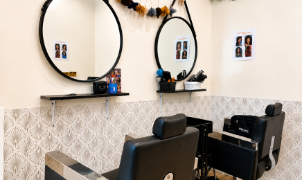 Bacheca Wrewre Coiffure  : Institut de beauté à Paris