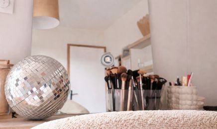 Le Salon : Manucure à Pleugueneuc