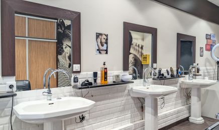 Max's - Sergents : Coiffeur à Amiens
