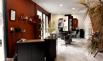 Salon Kalomy : Coiffeur à Puceul
