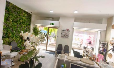 DS Nails Dressing  : Manucure à Suresnes