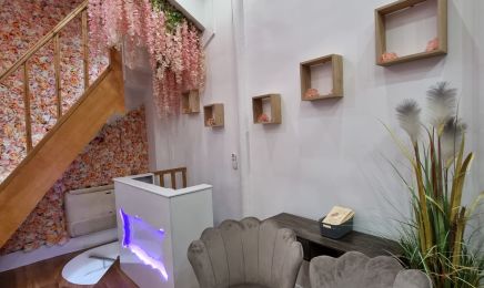 Nia Nails : Institut de beauté à Paris
