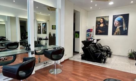 Coiffeur Abigael Coloriste Visagiste : Coiffeur à Uccle