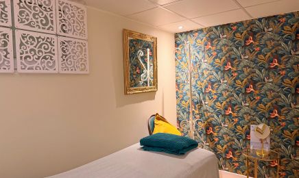 Beauté & Compagnie (ex. L'Incontournable) : Manucure à Mennecy