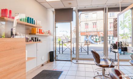 Un Nouvel Hair  : Coiffeur à Brécey