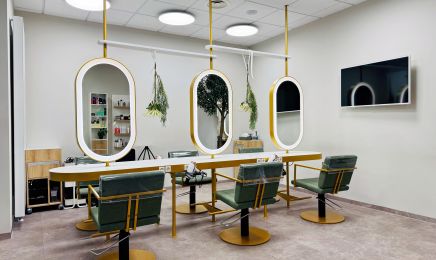 Hairstylist Mehtap: Kosmetikstudio in Göppingen