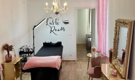 The Lash Room  : Institut de beauté à Saint-Germain-en-Laye