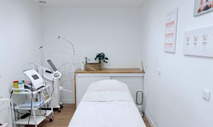 Massaya spa  : Manucure à Auby