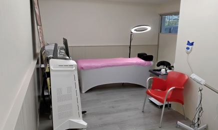 Brow Art : Institut de beauté à Cluses