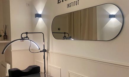 EYECONIC INSTITUT  : Manucure à Cenon
