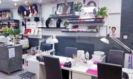 Viviana Nails  : Manucure à Poissy