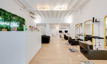 Nesrine L’atelier : Manucure à Béziers