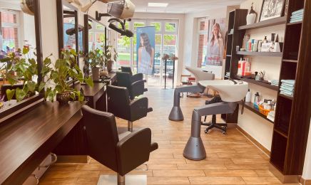 Friseursalon Engelhardt: Kosmetikstudio in Goldenstedt