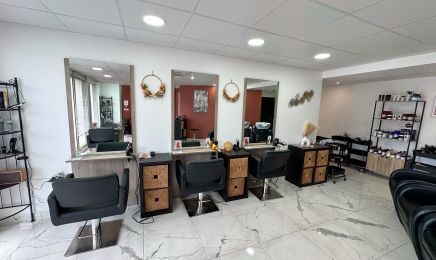 Sophia Beauté  : Coiffeur à Biot