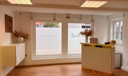 Kosmetik Institut Sara Pinelli: Nagelstudio in Werl