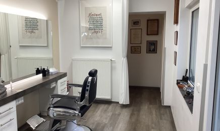 Kai Hecker Friseurmeister: Kosmetikstudio in Oberhausen