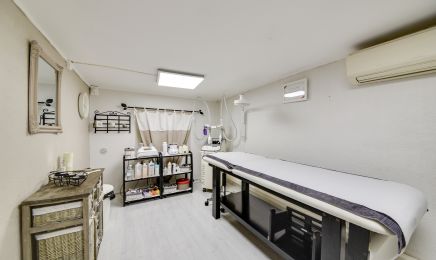Karisa Ongles  : Manucure à Lyon