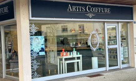 Arti's coiffure : Coiffeur à Châteaubourg