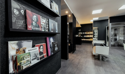 Adrian Xhaferi Salon : Friseur in Stuttgart