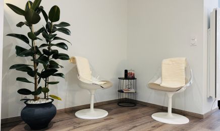 JR Nails & Lash Artist : Institut de beauté à Dijon