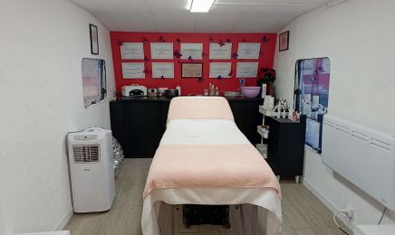 M’Beauty Institut & Rose Éclat  : Manucure à Bouhans-et-Feurg