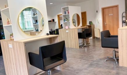 Friseurlounge by Franzi: Kosmetikstudio in Lauda-Königshofen