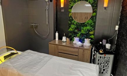 Beauté pour Elle : Manucure à Mions
