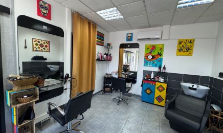 Coiffure de mêches avec vous  : Coiffeur à Pouligny-Saint-Pierre