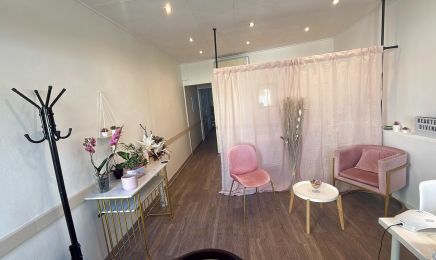 Beauté Divine : Manucure à Plan-de-Cuques
