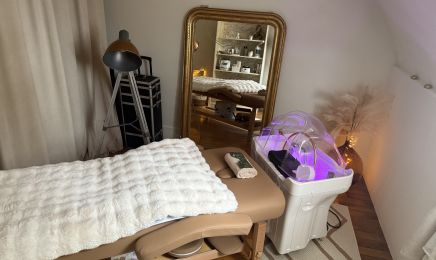 Delphes Esthétique : Coiffeur à Clairoix