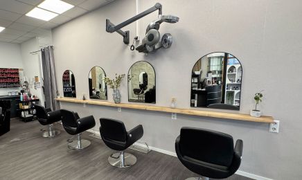 Friseursalon Haarmonie: Kosmetikstudio in Oberndorf am Neckar