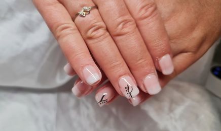 BEAUTY NAILSO : Coiffeur à Coudekerque-Branche