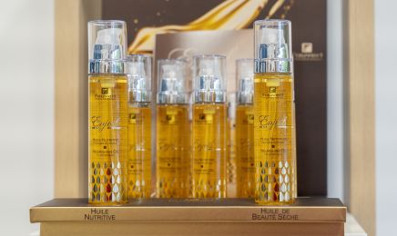 Salon Jean Claude (Denis) : Barbier à Blanquefort