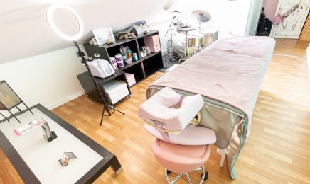 Elite esthetique studio  : Manucure à Rennes