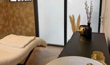 Maison Glow : Institut de beauté à Aubière