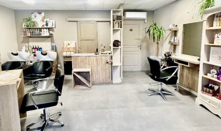 L'Atelier d'Aurelie : Coiffeur à Pomeys