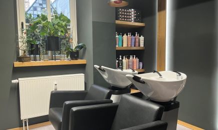 Newline Haar und Kosmetikstudio : Kosmetikstudio in Stralsund