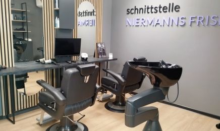 Schnittstelle - Niermanns Friseure Westenholzer Straße: Friseur in Rietberg