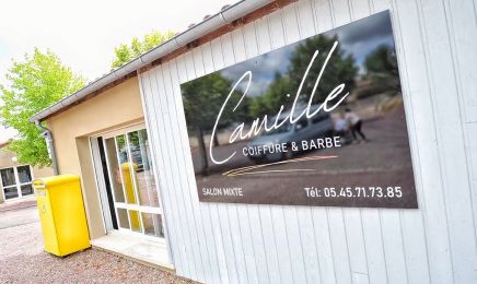Camille Coiffure & Barbe : Coiffeur à Esse
