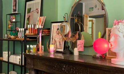 Adeline Bosc Estheticienne : Manucure à Beaujeu
