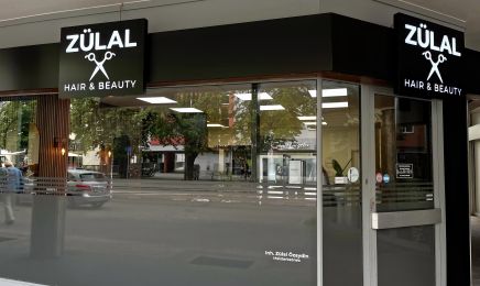 Zülal Hair and Beauty: Friseur in Augsburg